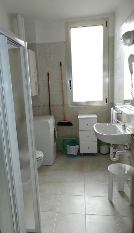 Residence Dei Fiori 보르디게라 객실 사진